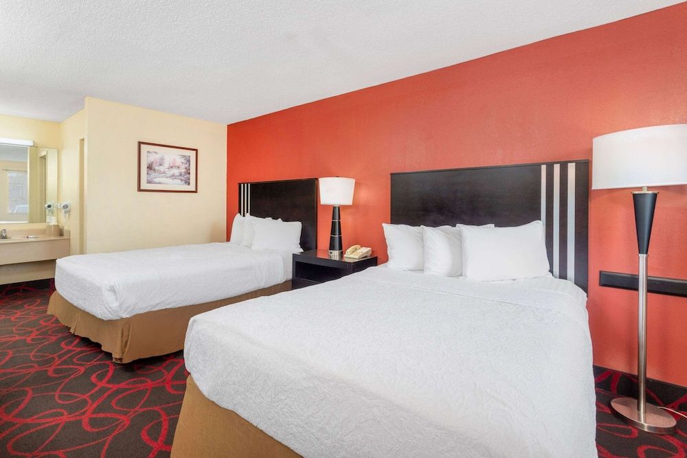 Room, 2 Queen Beds, Non Smoking