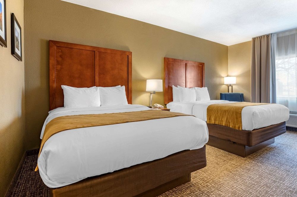 Standard Room, 2 Queen Beds, Non Smoking