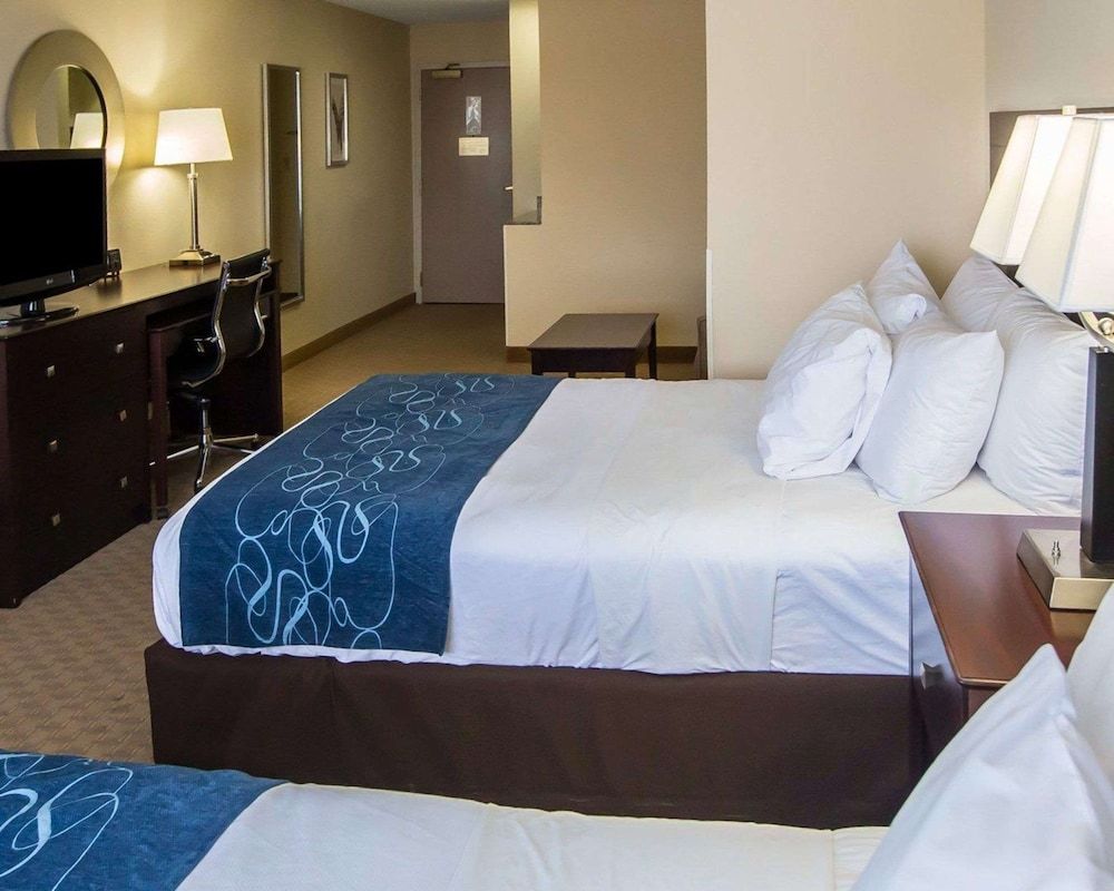 Suite, 2 Double Beds, Non Smoking (Pet Friendly)