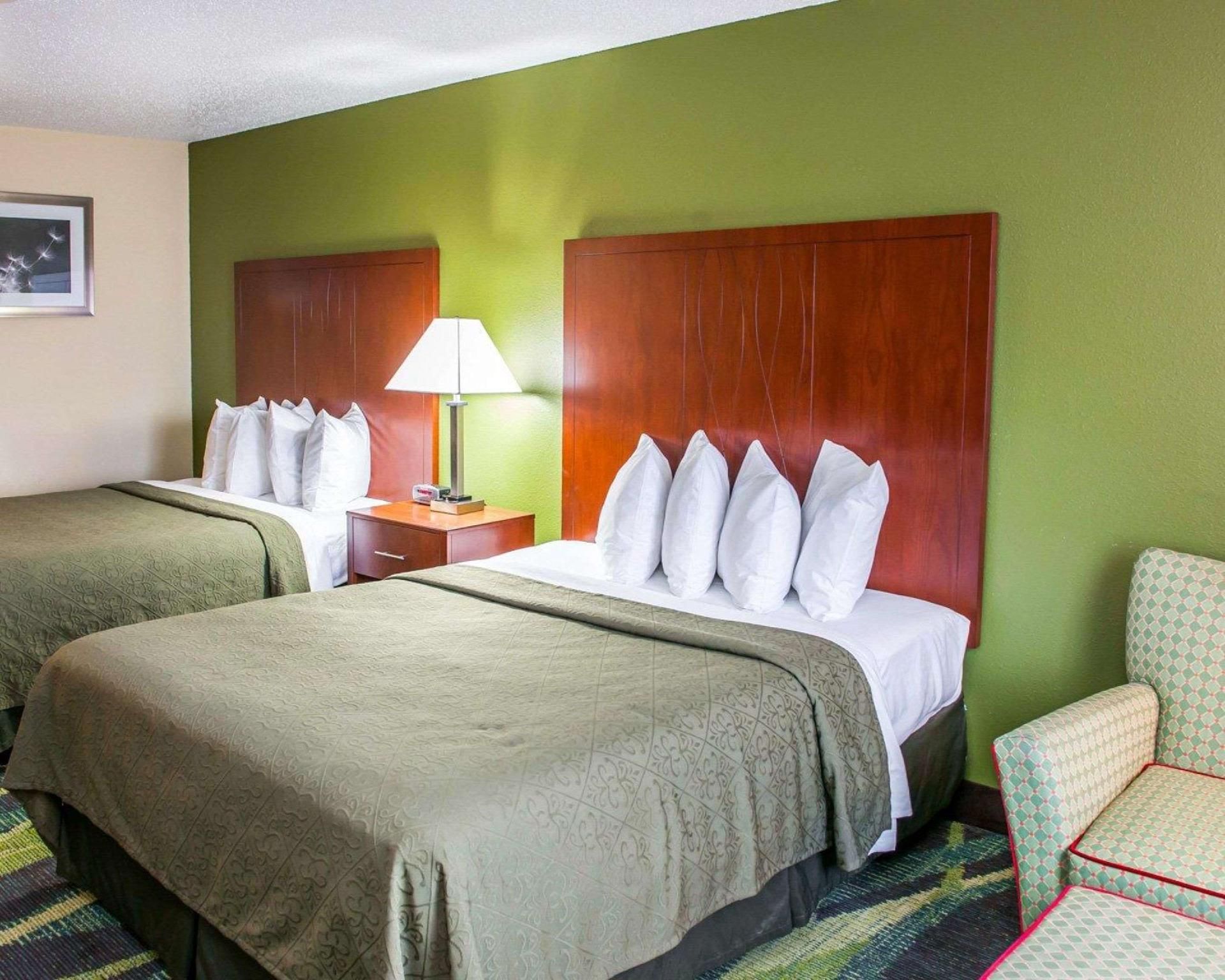 2 Queen Beds, Nonsmoking, Accessible