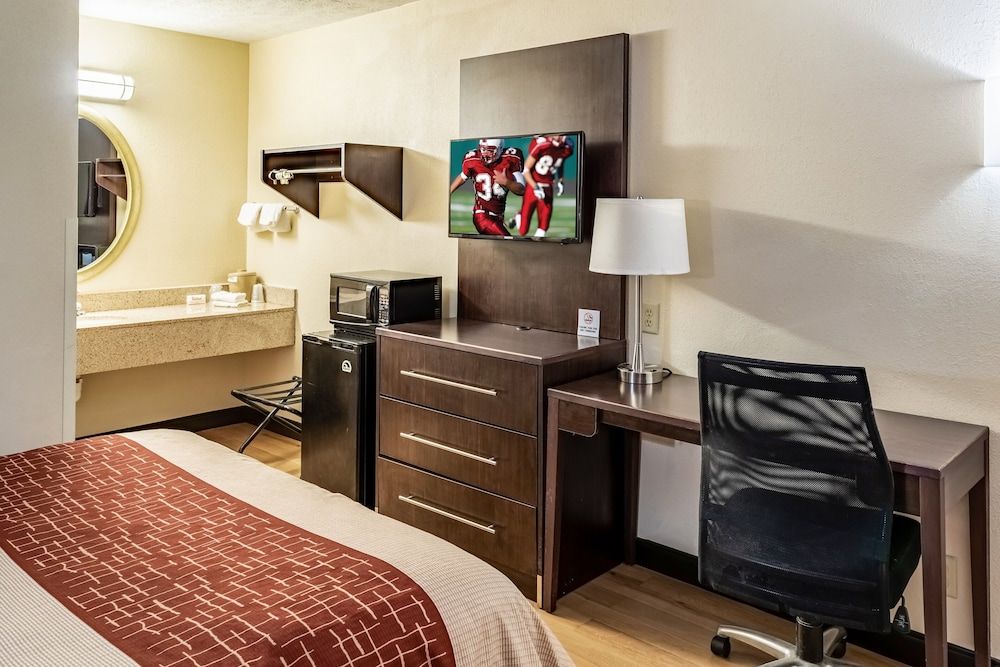 Deluxe Room, 1 Queen Bed, Non Smoking