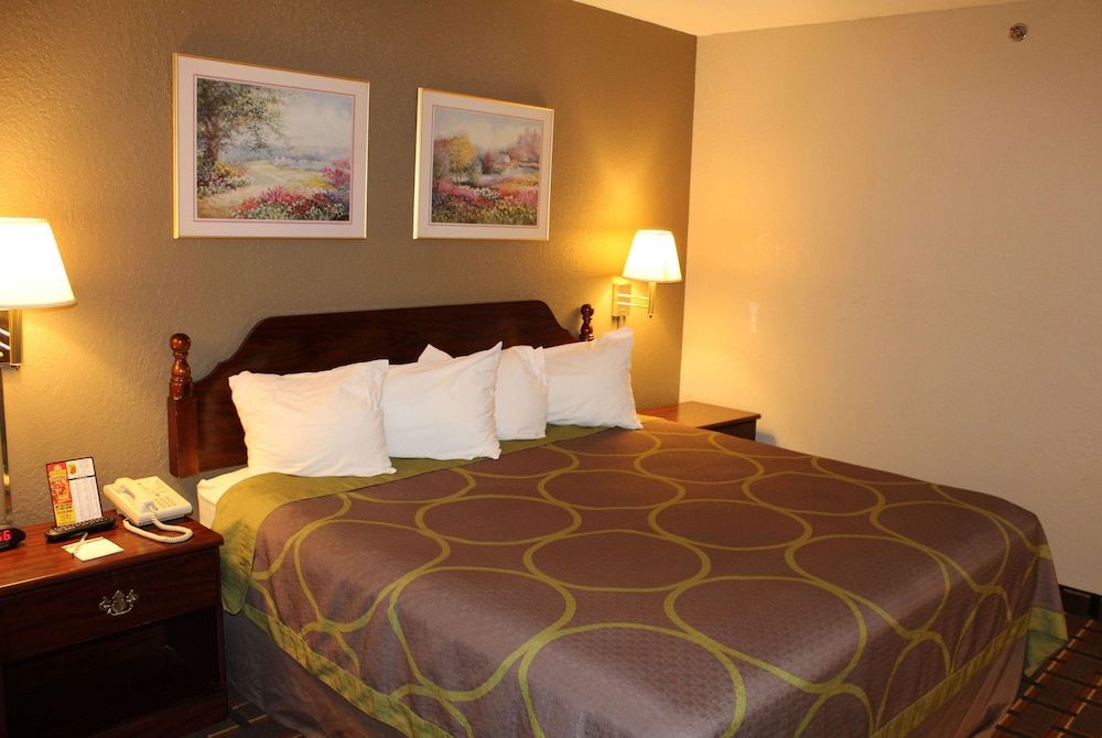 Room, 1 Queen Bed, Accessible, Non Smoking (Mobility)