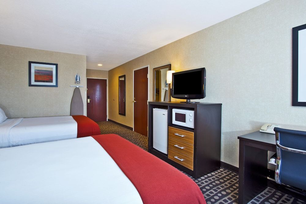 Standard Room, 2 Queen Beds, Accessible (Communications, Mobility)