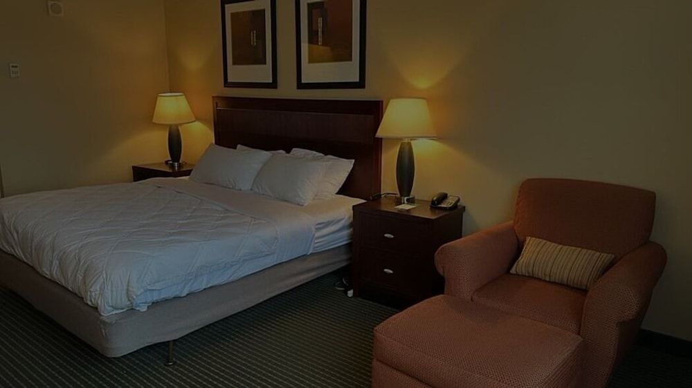Quality Inn West Lafayette - University Area Standard Room, 1 King Bed, Non Smoking 5