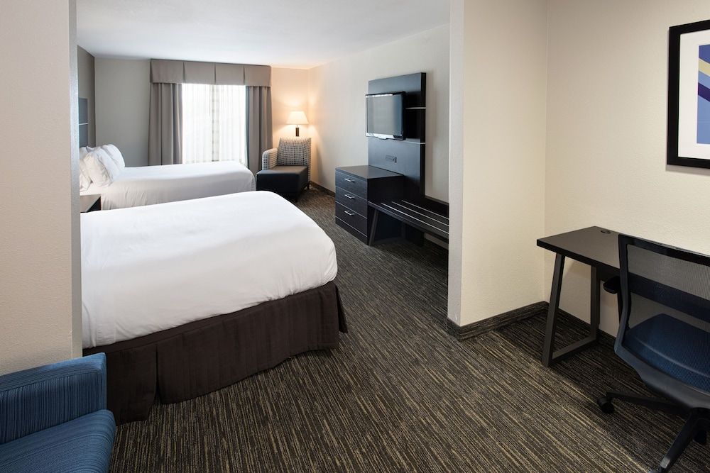 Suite, 2 Queen Beds