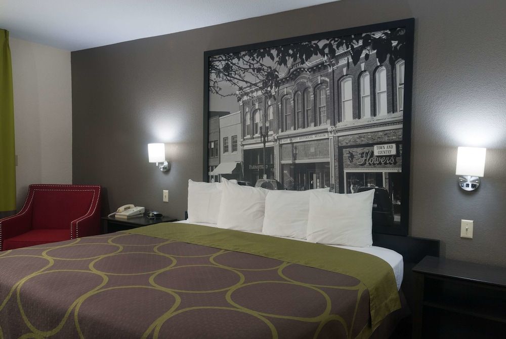 Standard Room, 1 King Bed