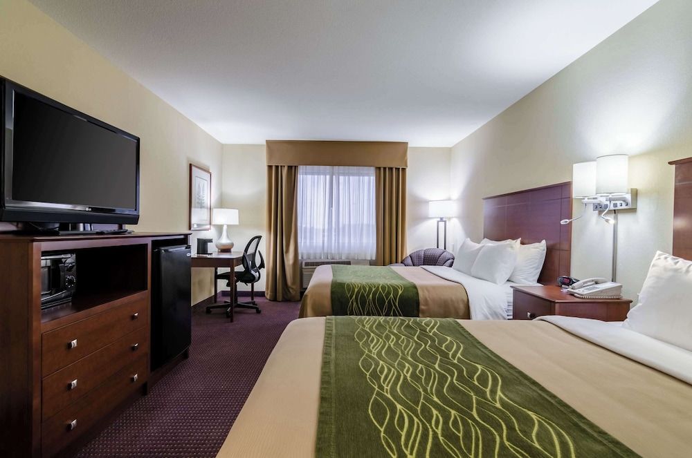 Standard Room, 2 Queen Beds, Non Smoking