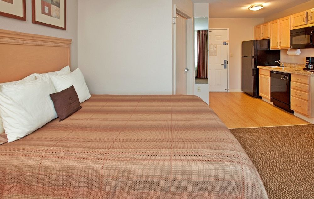 Studio Suite, 1 Queen Bed