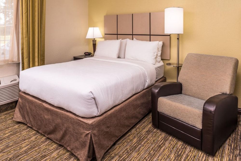 MainStay Suites Kansas City Overland Park