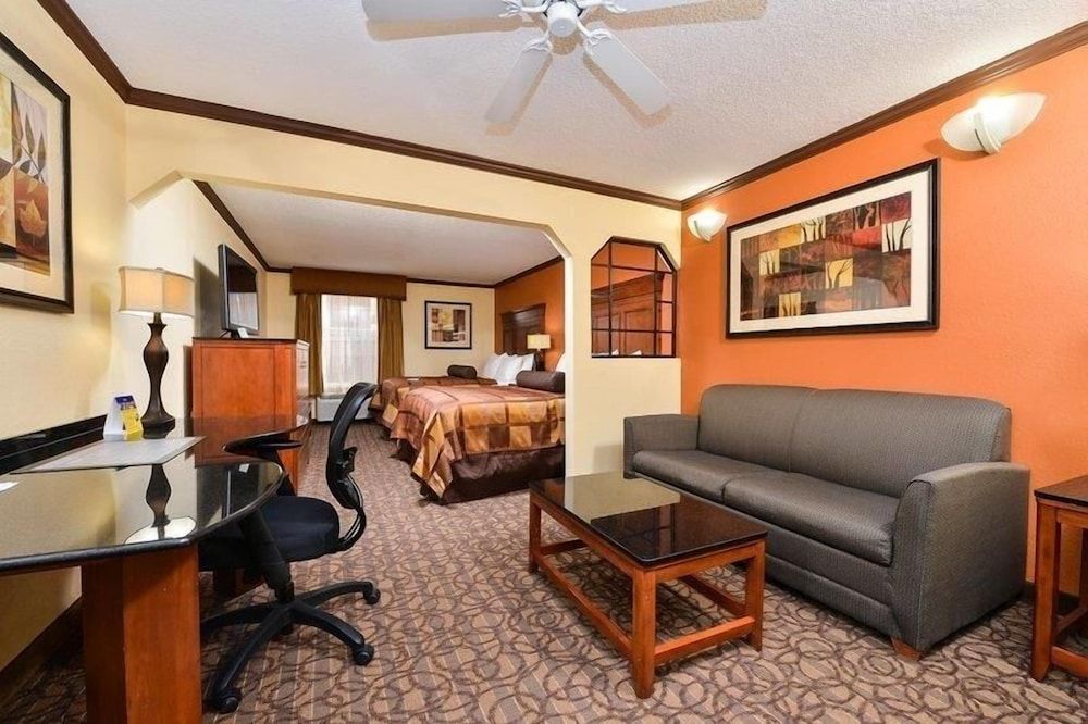 Best Western Plus Midwest Inn & Suites Suite, 2 Queen Beds, Non Smoking, Refrigerator & Microwave (with Sofabed)