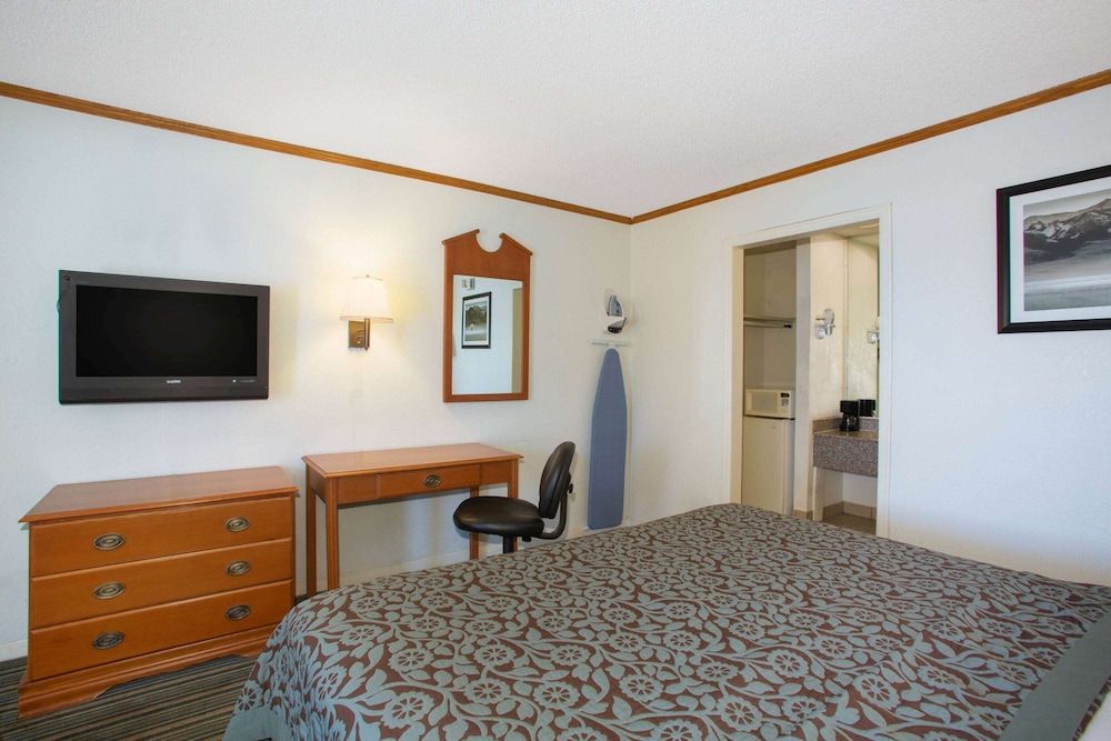 Room, 2 Double Beds, Accessible, Non Smoking