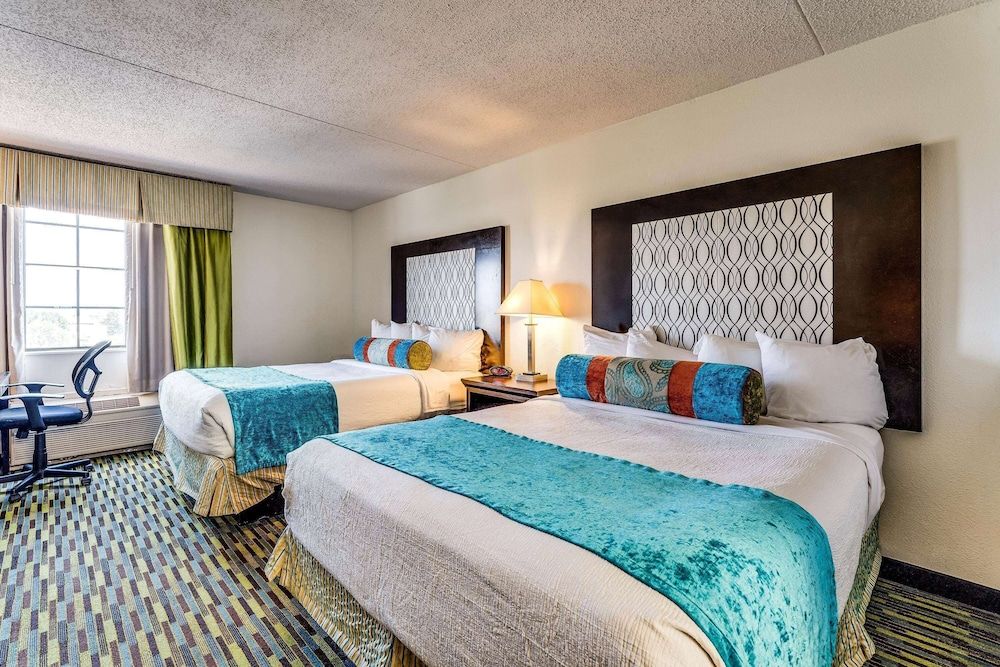 Standard Room, 2 Double Beds