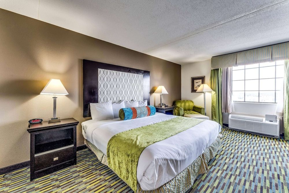 Standard Room, 1 King Bed, Non Smoking