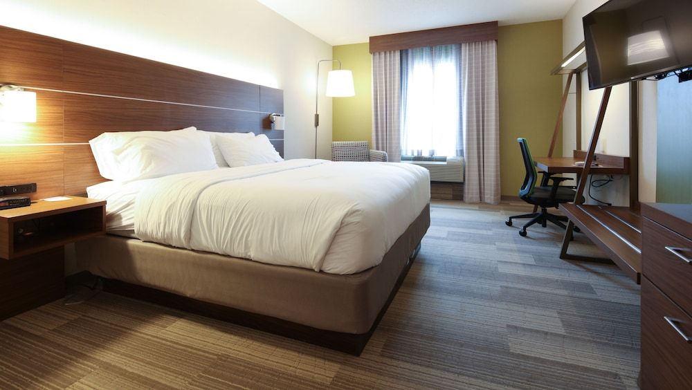 Suite, 1 King Bed
