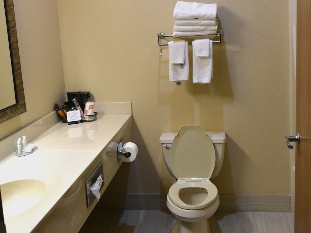 Standard Room, 2 Queen Beds, Non Smoking