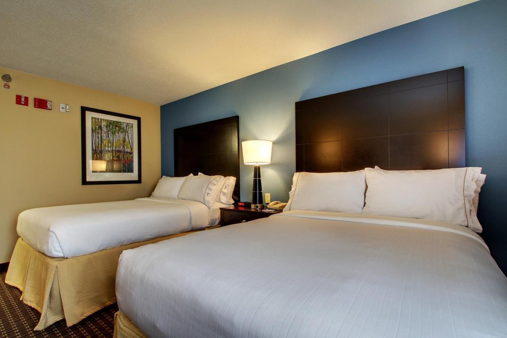 2 Double Bed Hearing Accessible Non-Smoking