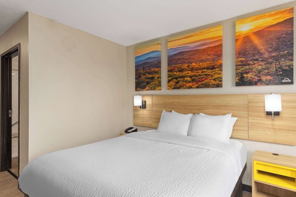 Room, 1 Queen Bed, Accessible, Non Smoking
