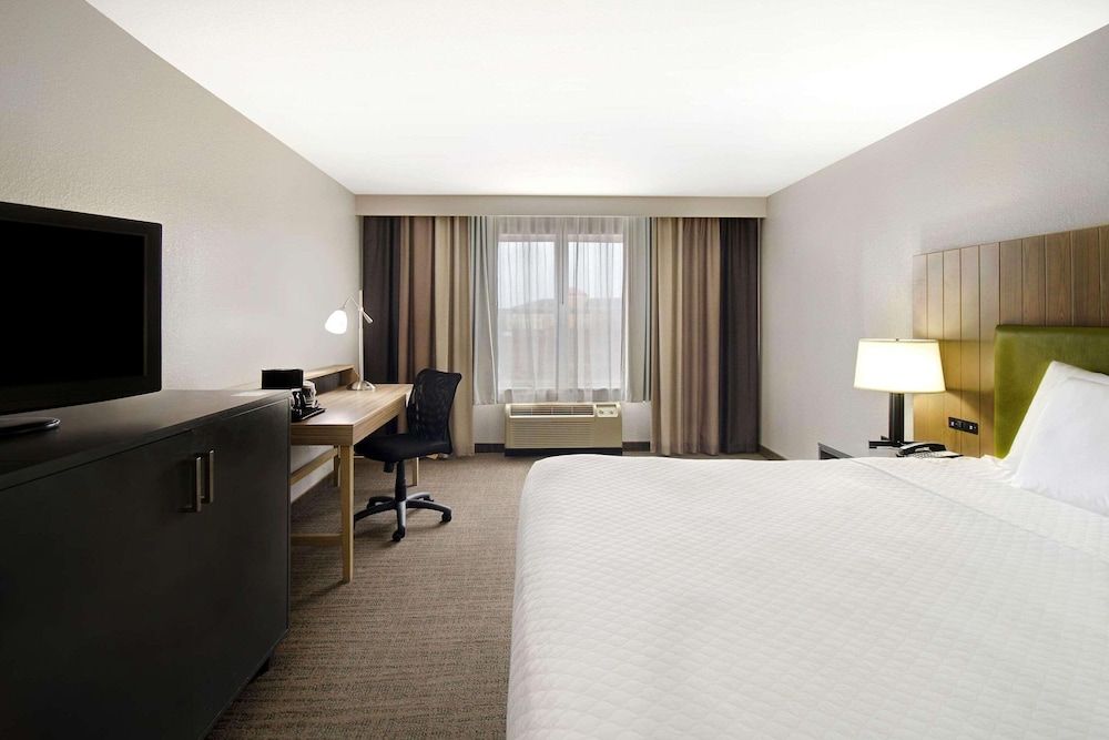 Room, 1 King Bed, Accessible, Non Smoking