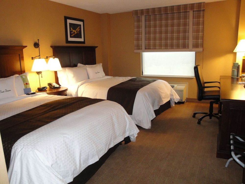 Room, 2 Queen Beds, Non Smoking