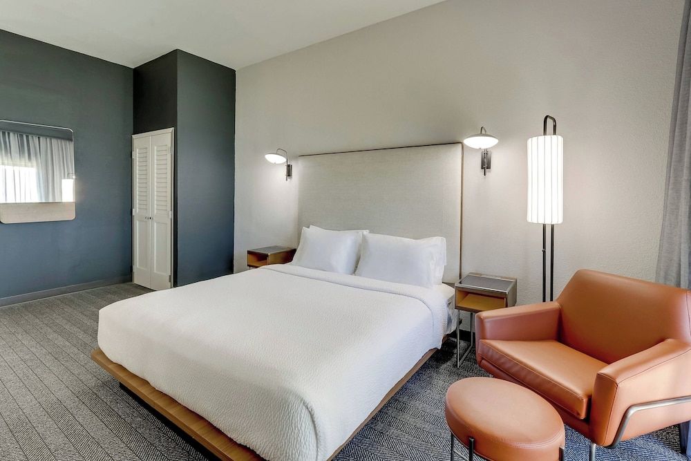 Room, 1 King Bed