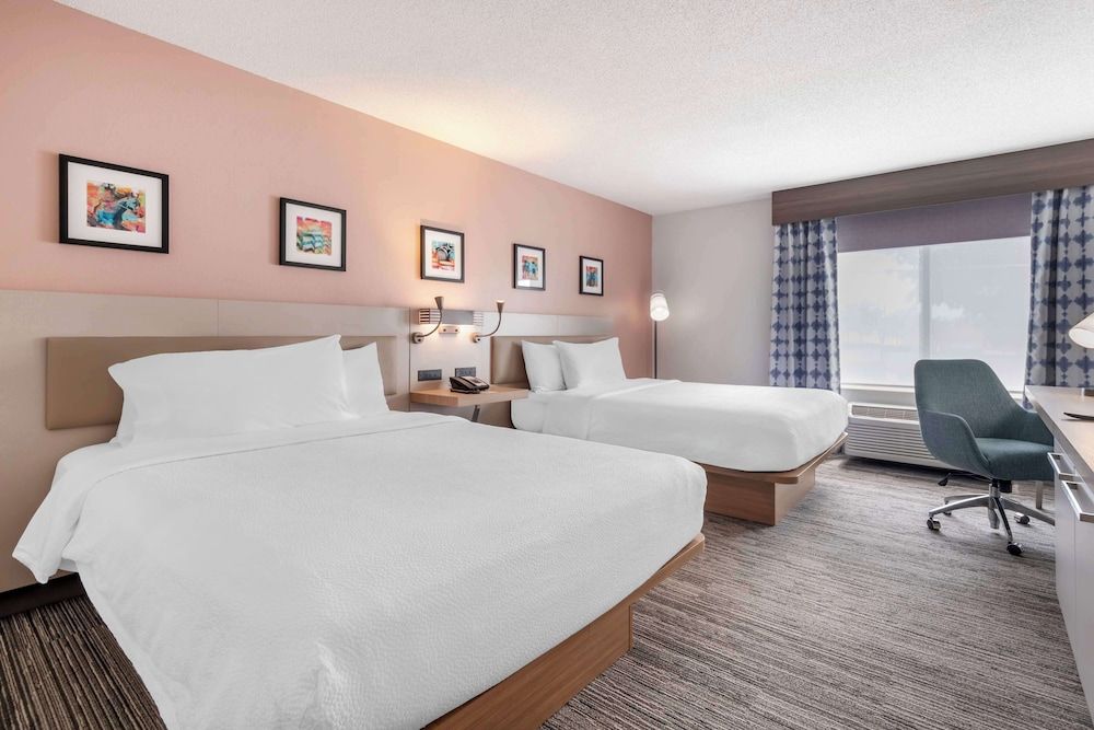 Room, 2 Queen Beds, Non Smoking
