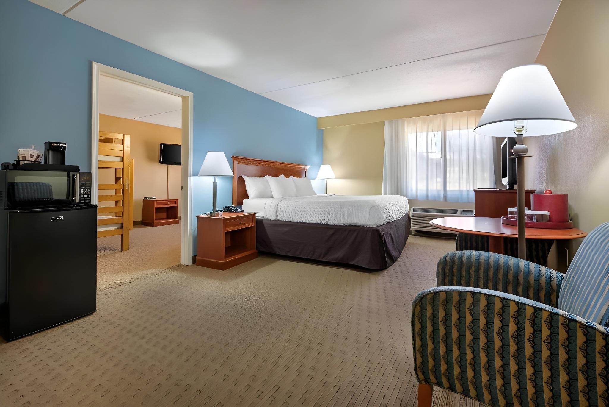 1 King Bedroom