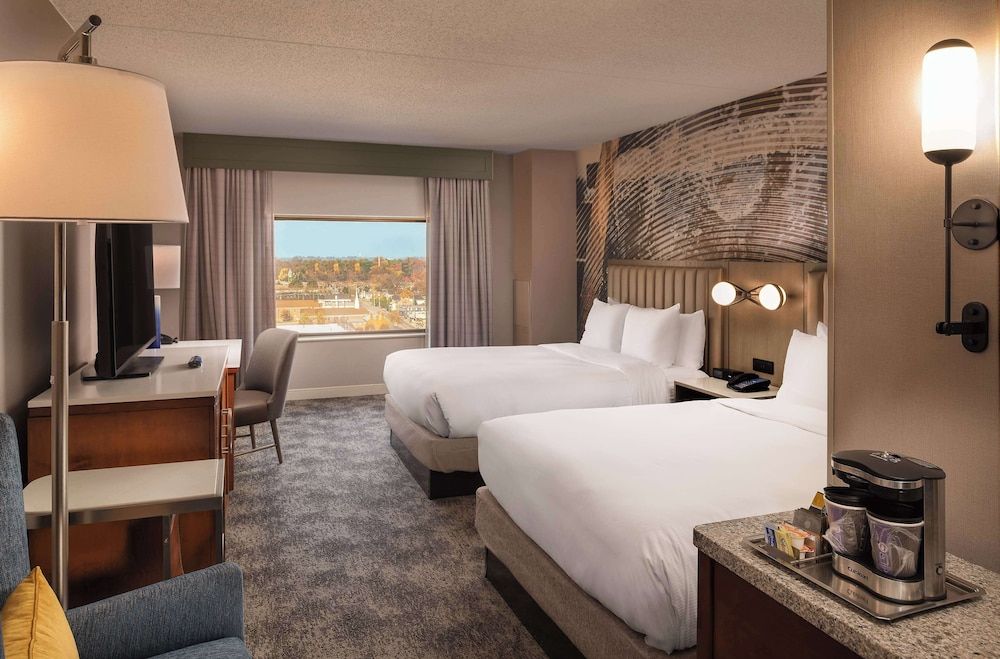 Room, 2 Queen Beds, Executive Level