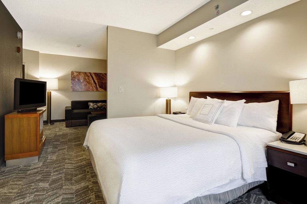 Suite, 1 King Bed, Non Smoking