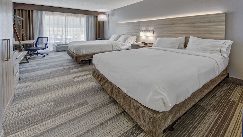 Standard Room, 2 Queen Beds
