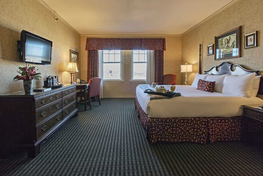 Deluxe Room, 1 King Bed, Non Smoking