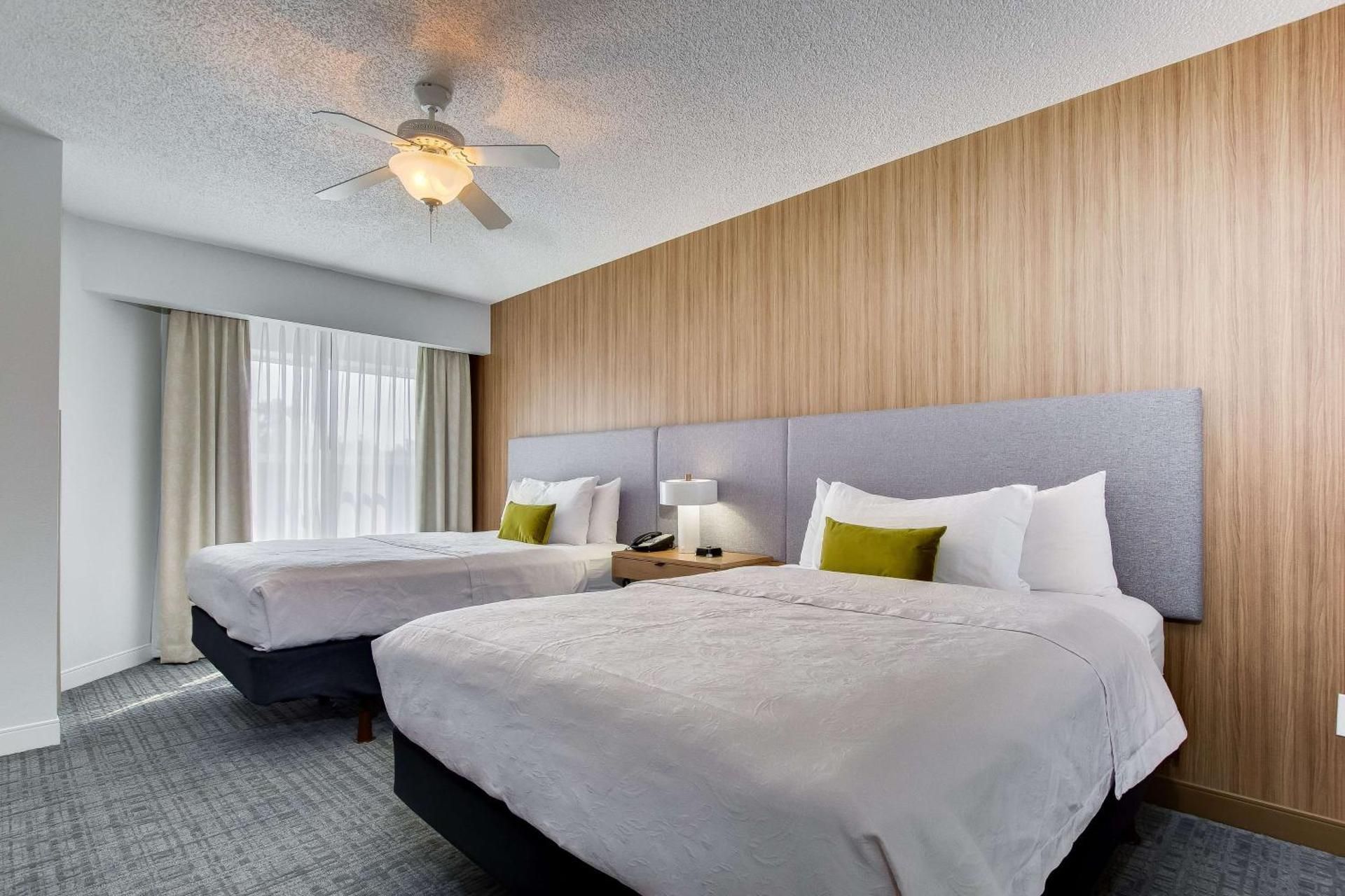 1 KING 2 QN BEDS 2 BDRM 2 BATH SUITE NONSMOK