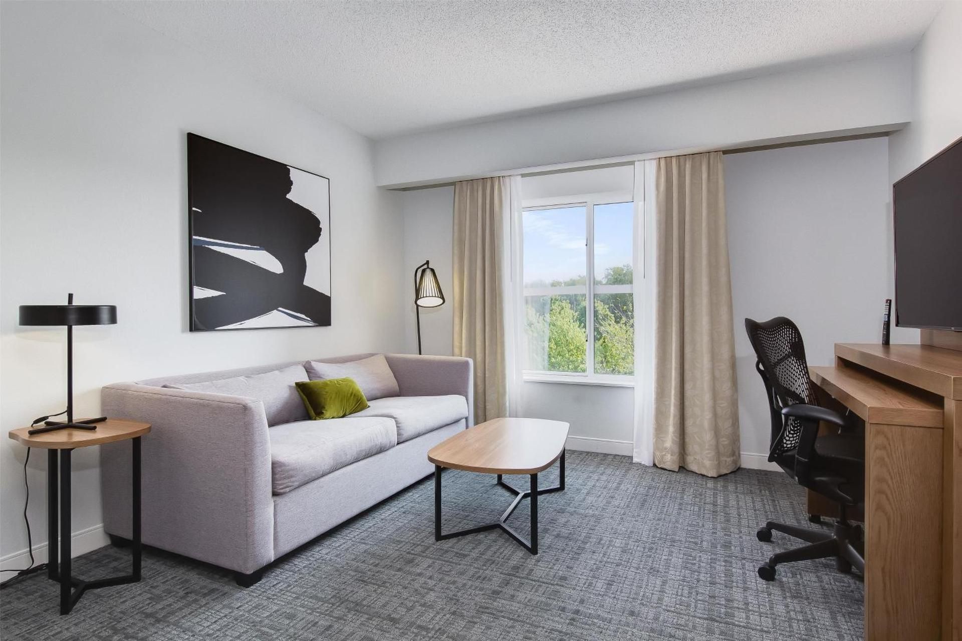 Queen Suite with Two Queen Beds - Mobility Access/Non-Smoking
