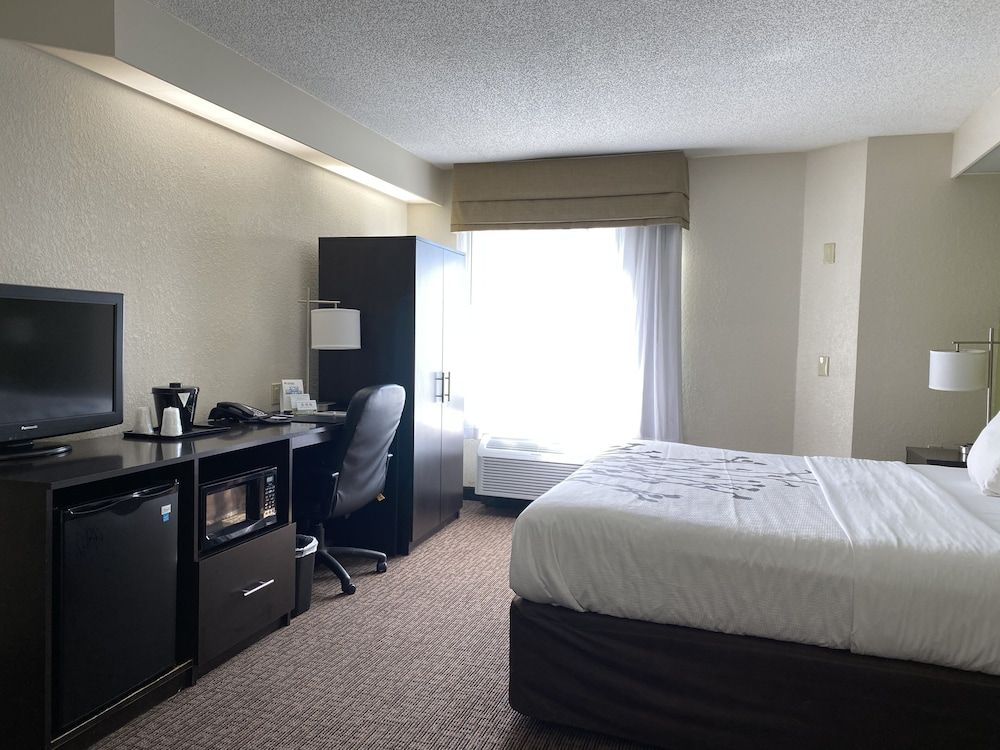 Room, 1 Queen Bed, Accessible, Non Smoking