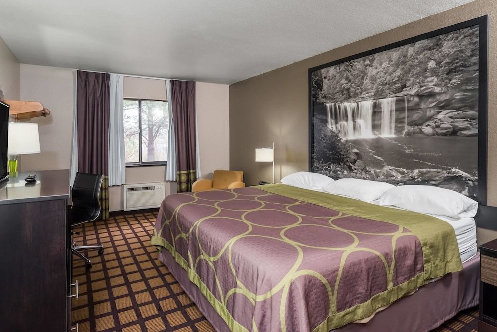 Standard Room, 1 King Bed