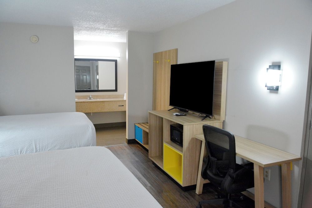 Room, 1 King Bed, Non Smoking