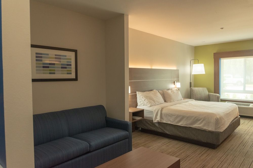 Standard Room, 1 King Bed, Accessible (Communications, Accessible Tub)
