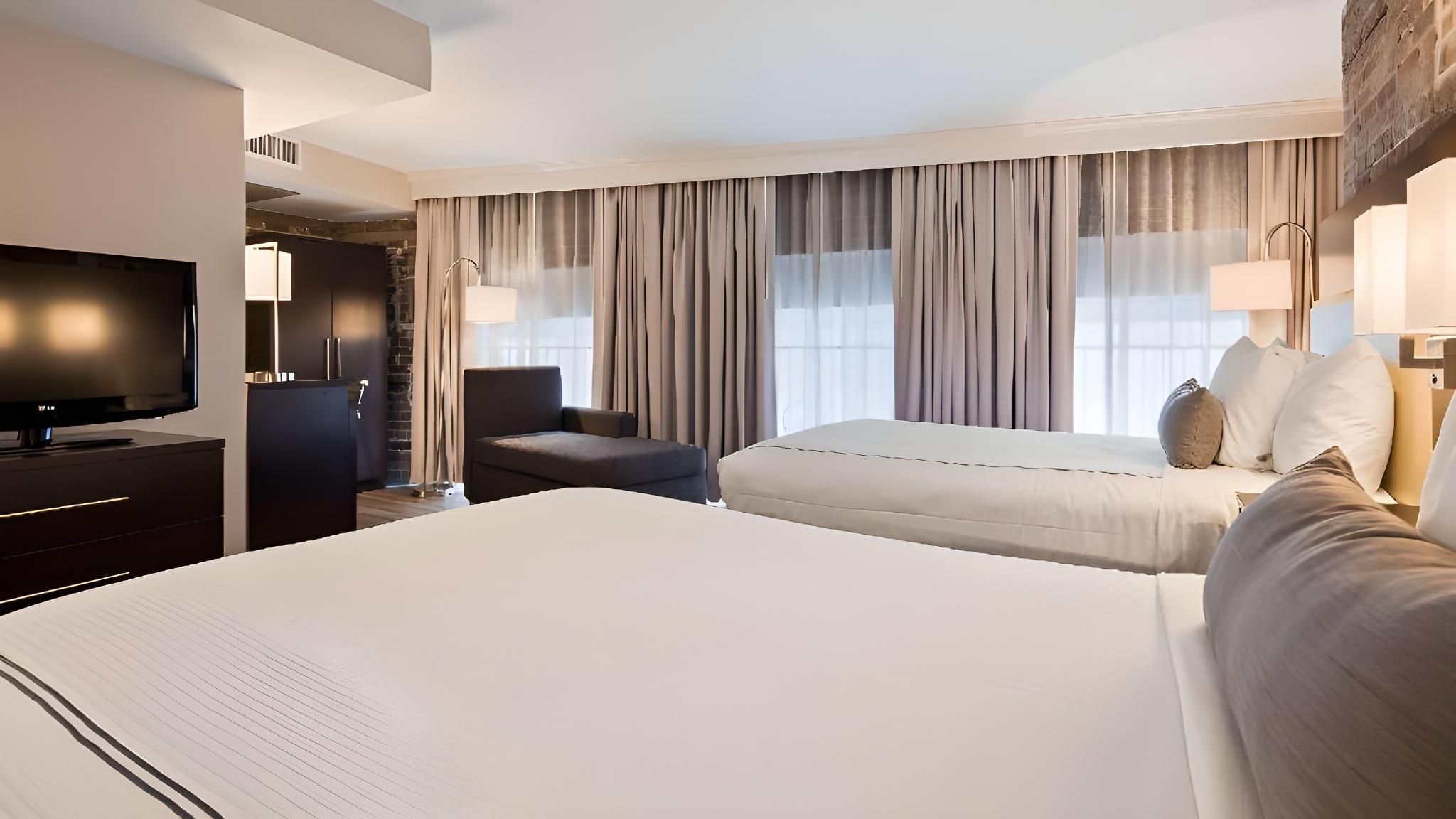 2 Double Beds, Non-smoking, Safe, Wi-fi, Full Breakfast
