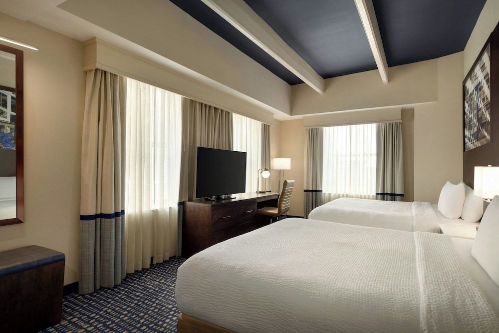 Room, Mobility Accessible (Roll-in Shower, 2 King Beds)