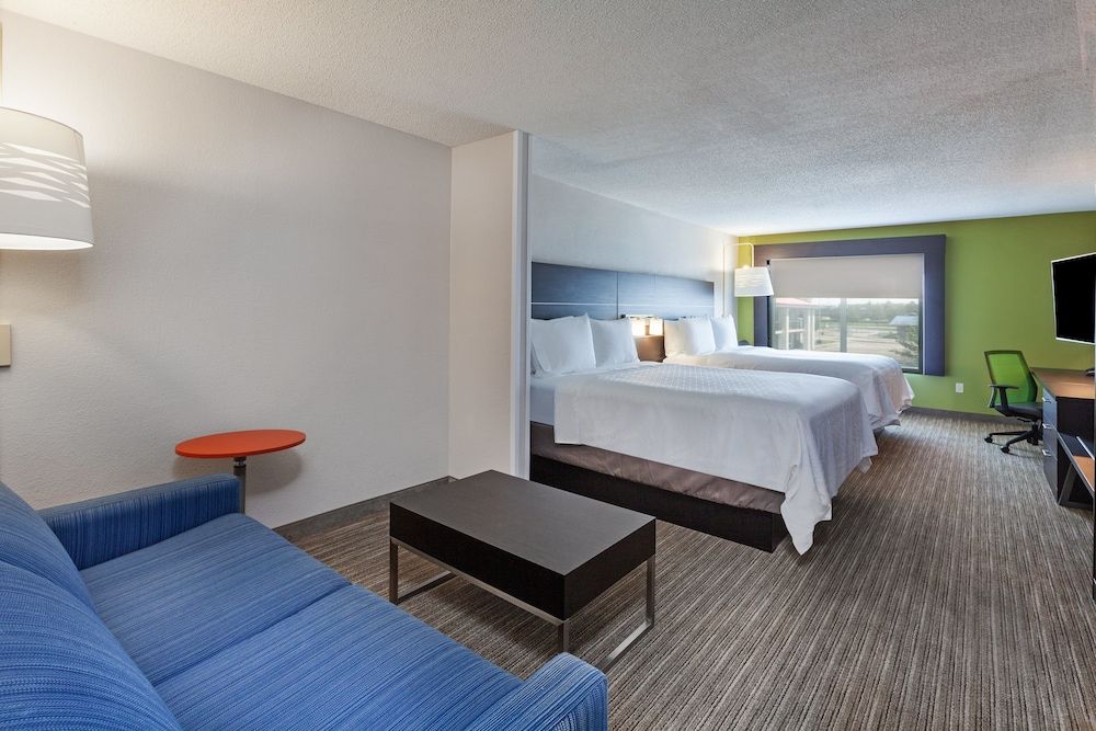 Suite, Multiple Beds