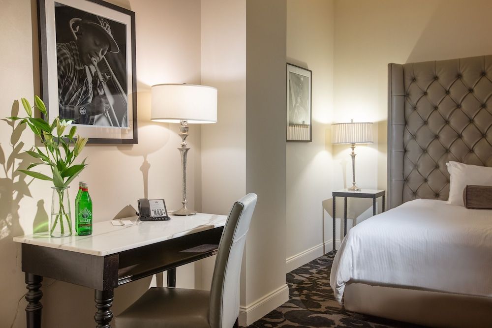 Premier Room, 1 King Bed, Terrace, City View (Terrace King Room)