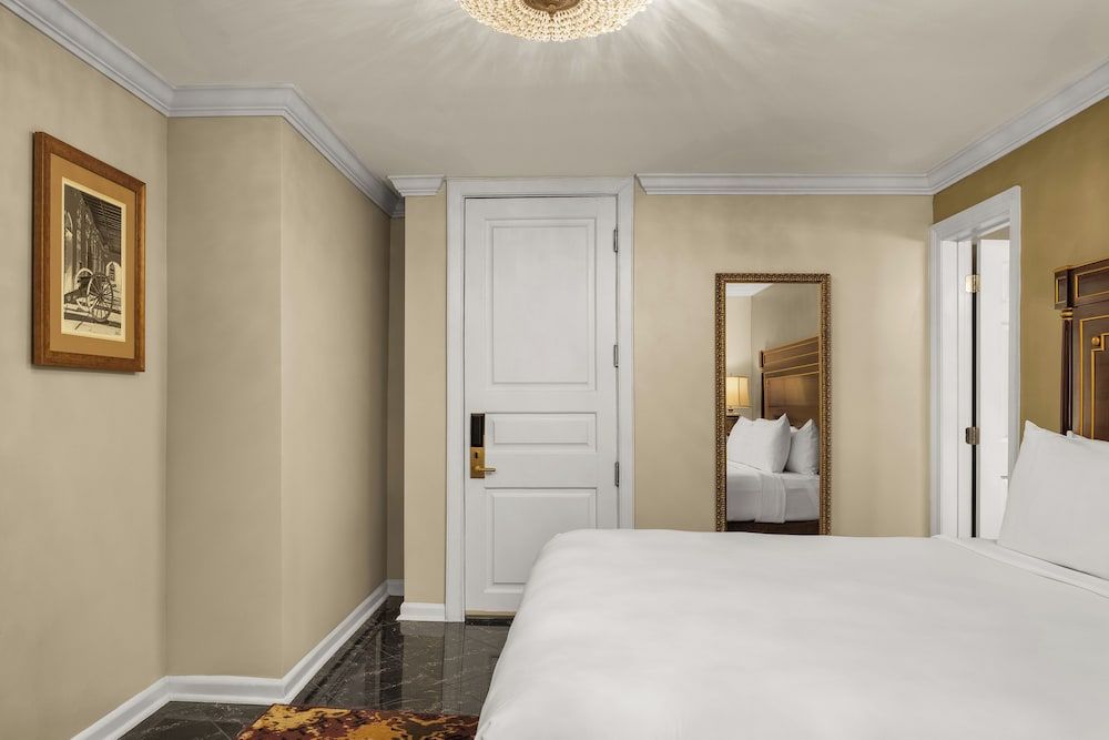Superior Room, 1 King Bed