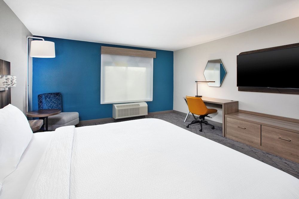 Standard Room, 1 King Bed
