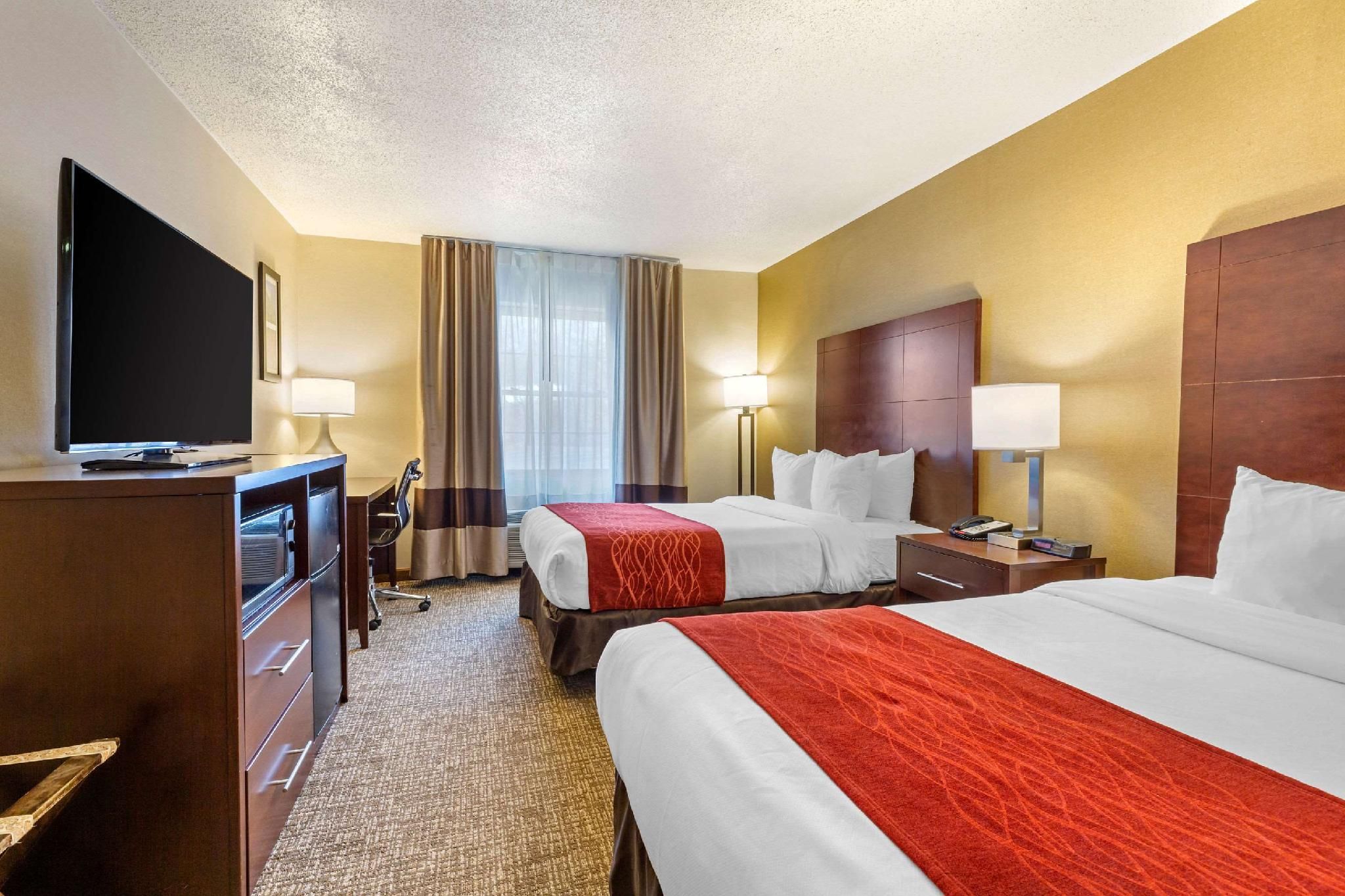 2 Double Beds No Smoking Accessible