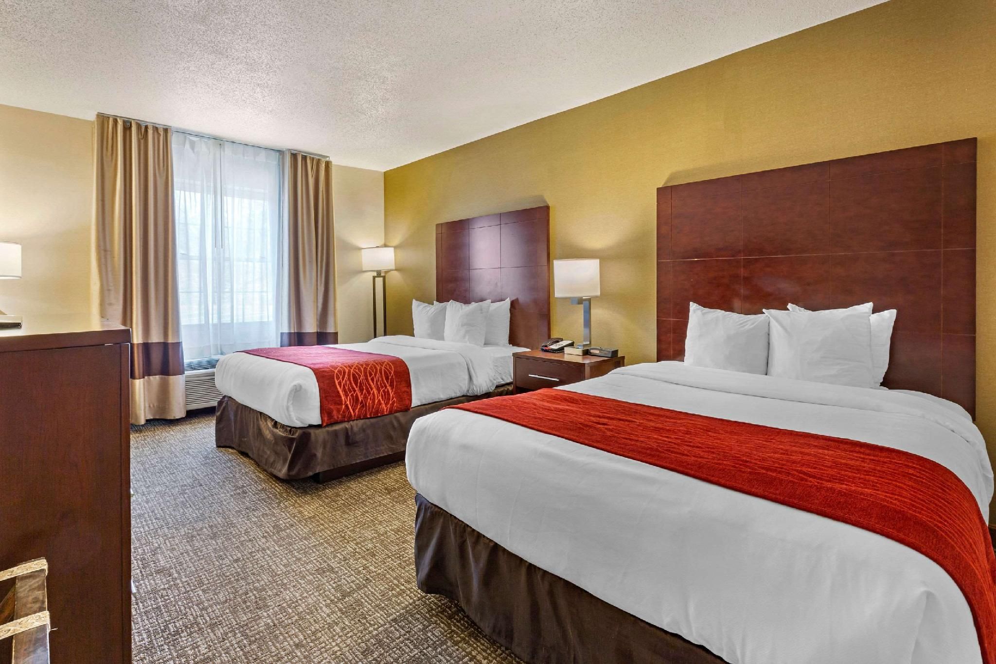 2 Double Beds No Smoking Accessible