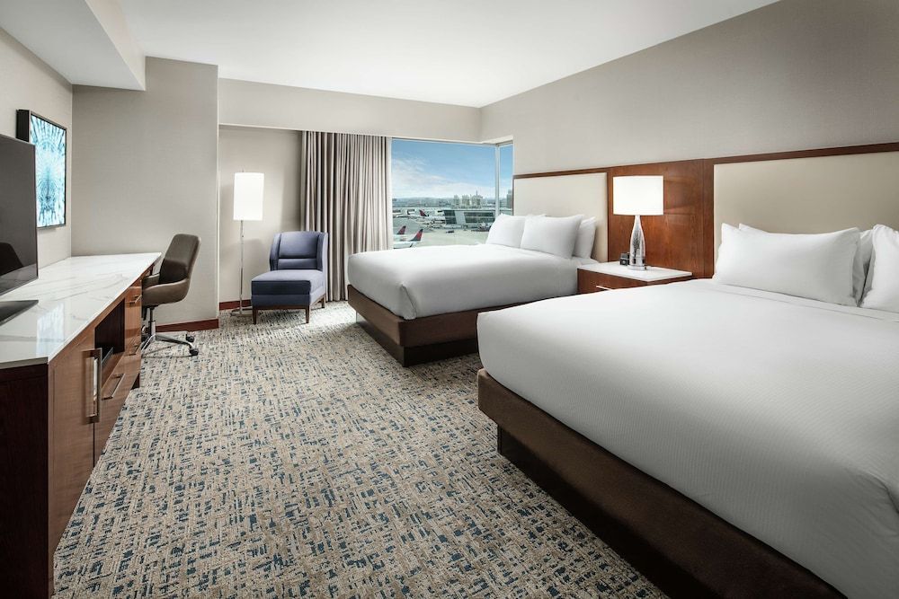 undefined Hilton Boston Logan Airport 7