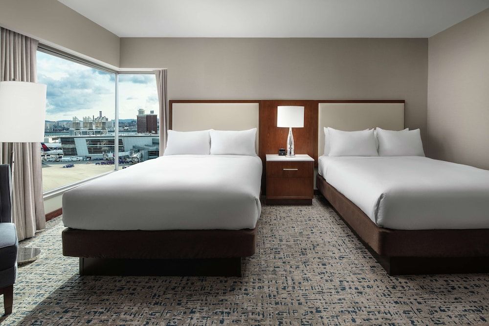 undefined Hilton Boston Logan Airport 8