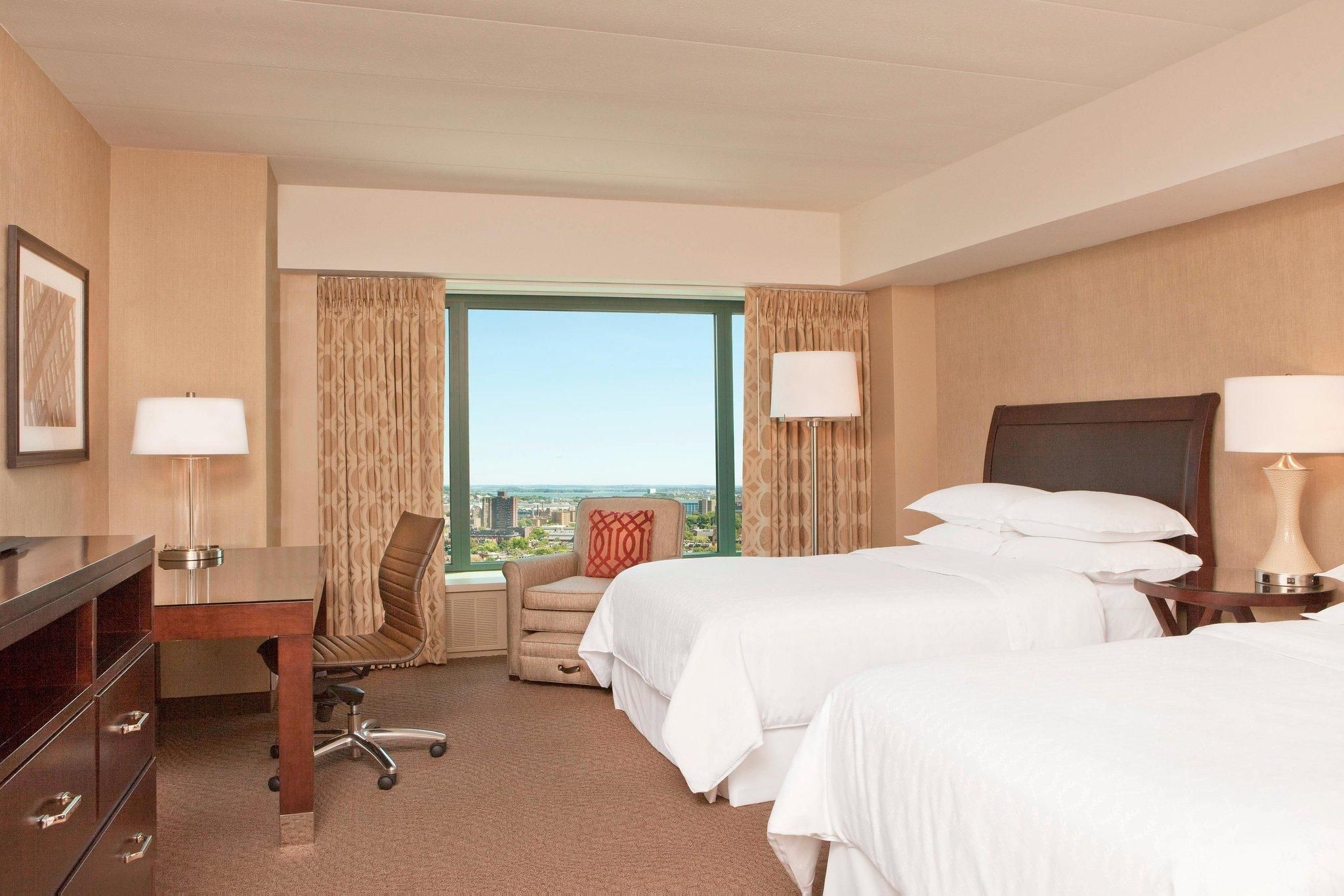 Deluxe (South Tower), Guest room, 2 Double