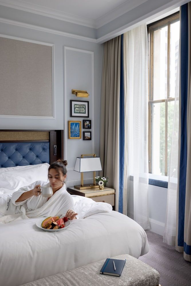 The Langham, Boston Deluxe Room, 1 King Bed 3