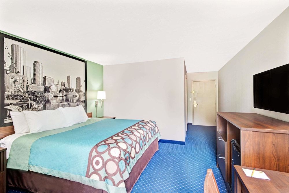 Standard Room, 1 King Bed