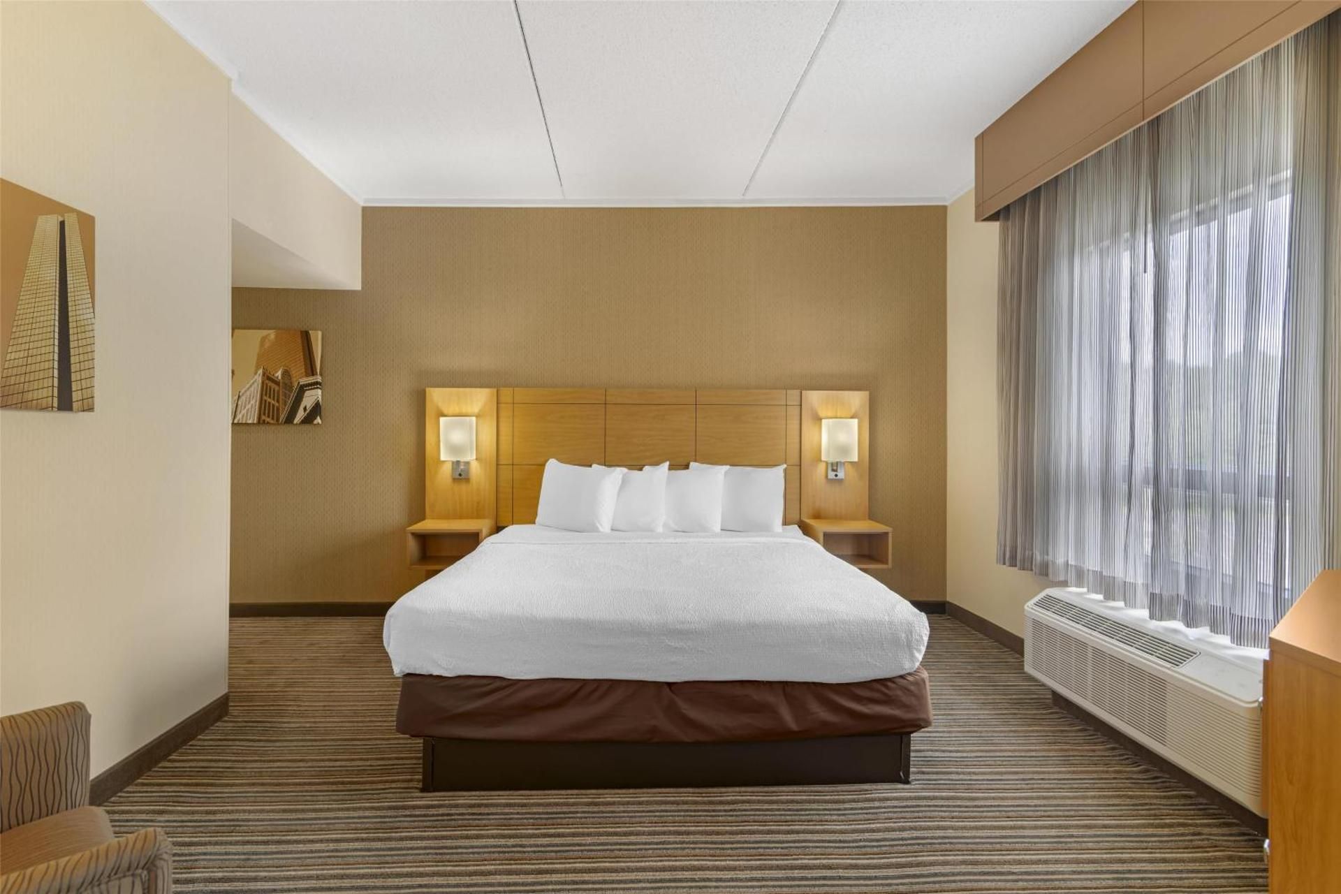 Suite - 1 King Bed, Nonsmoking, Family Room, Sofabed, Two Full Bathrooms